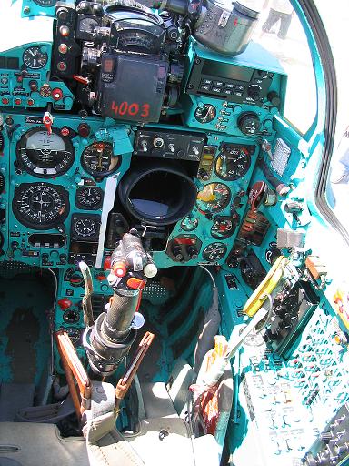 2011821211422_MiG-21_cockpit.jpg