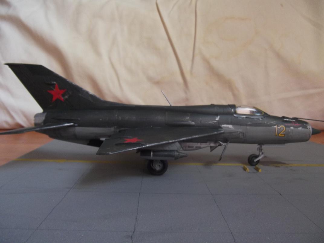 201192711510_soviet%20mig.JPG