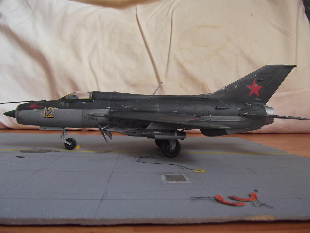 201192711521_soviet%20mig%2021.JPG